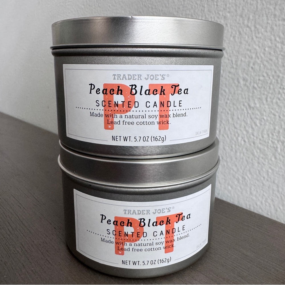 2x Trader Joe's 🍑 Peach Black Tea Scented Candle
